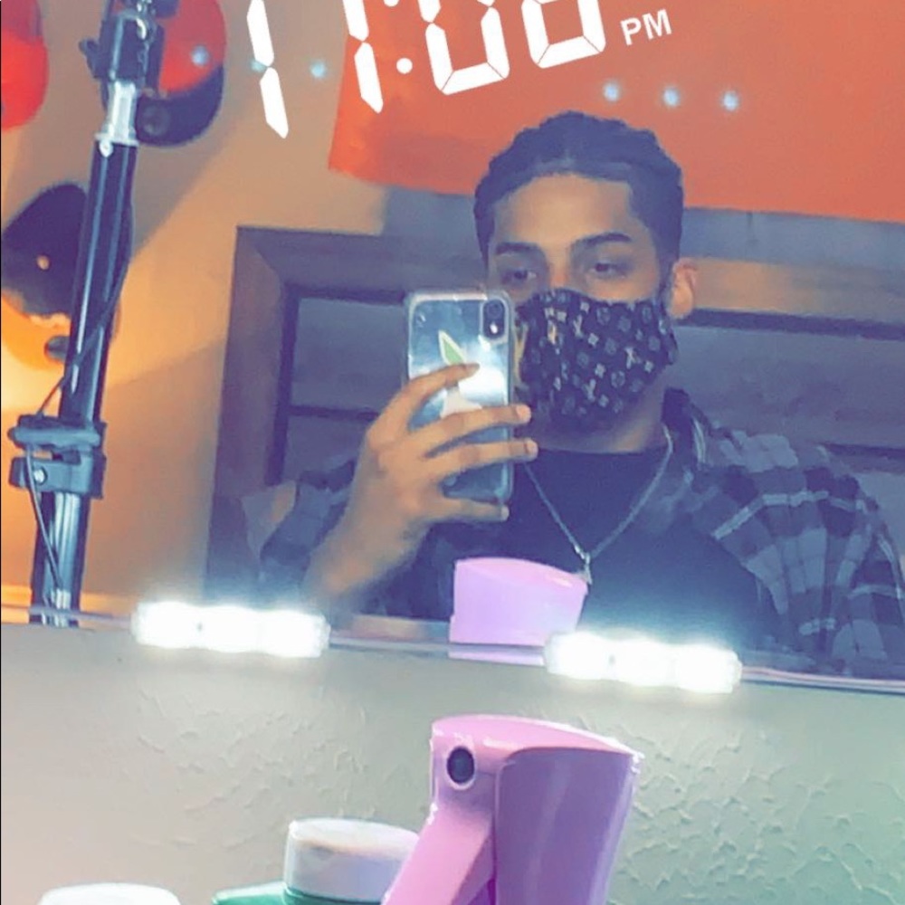 Meet your Posher, Tristen